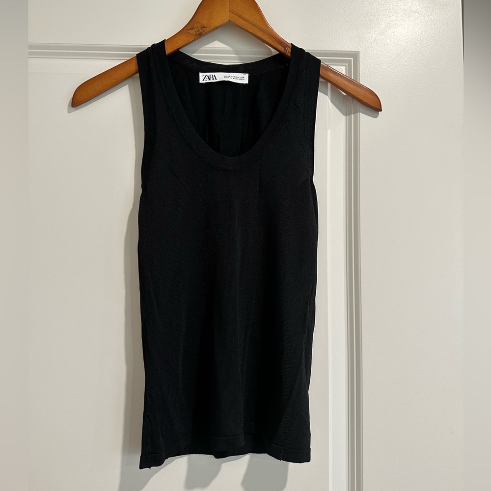 XS Zara black tank